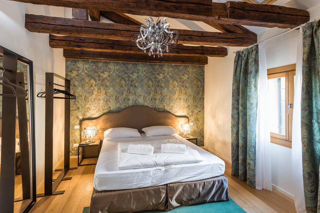 Polo'S Treasures Apartment Venice Exterior photo